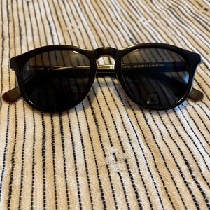 Shwood sunglasses 🌴